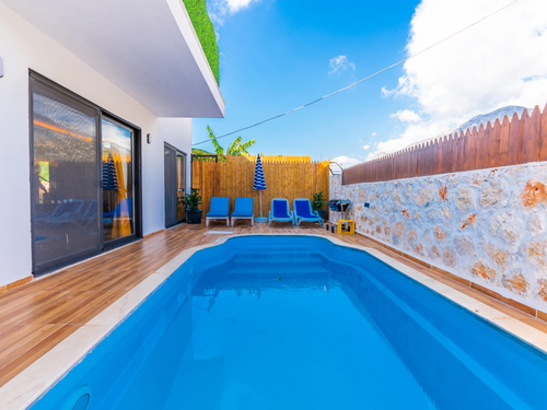  gece  -  Kasım
  | Kalkan Ulugöl'de Isıtmalı Kapalı Havuzlu Romantik Villa Tatili
